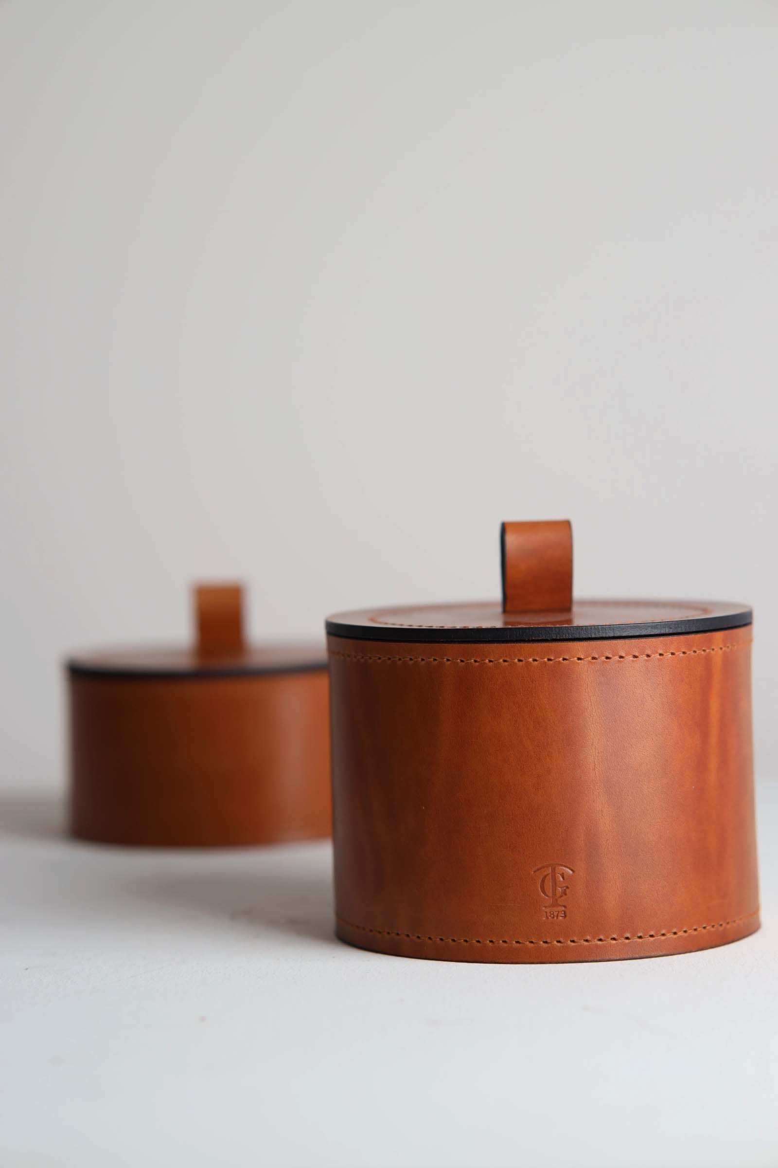 Box 001 - Image 4